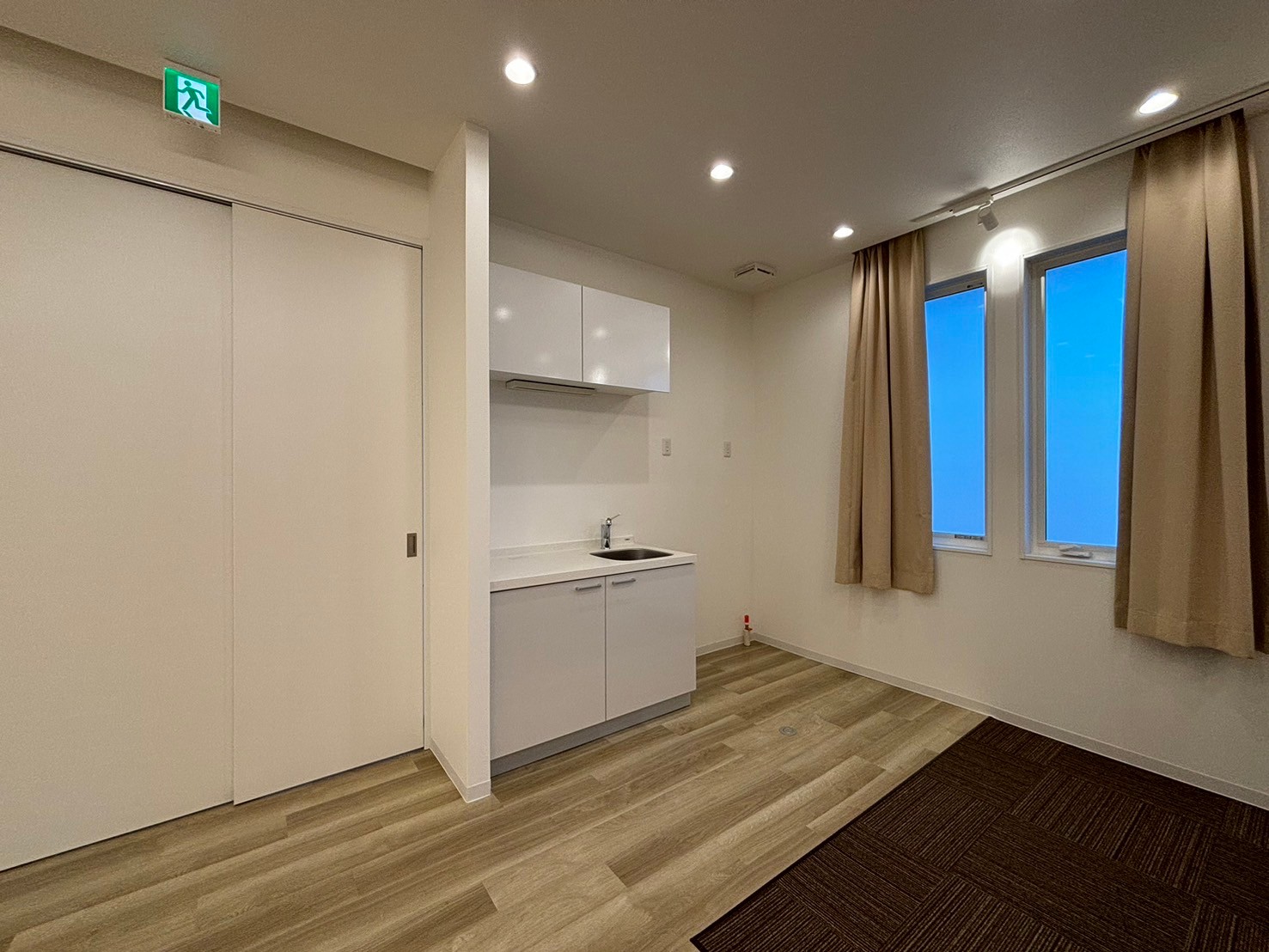 （仮称）家族葬専用式場つむぎ　大塚町内装工事施工写真