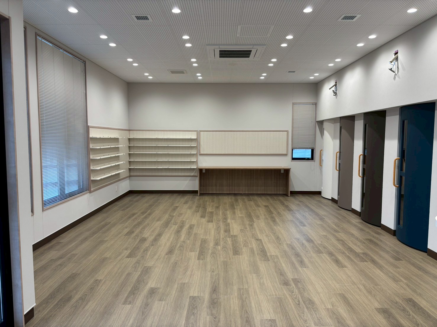 （仮称）ピノキオ薬局関堀町店　新築工事施工写真